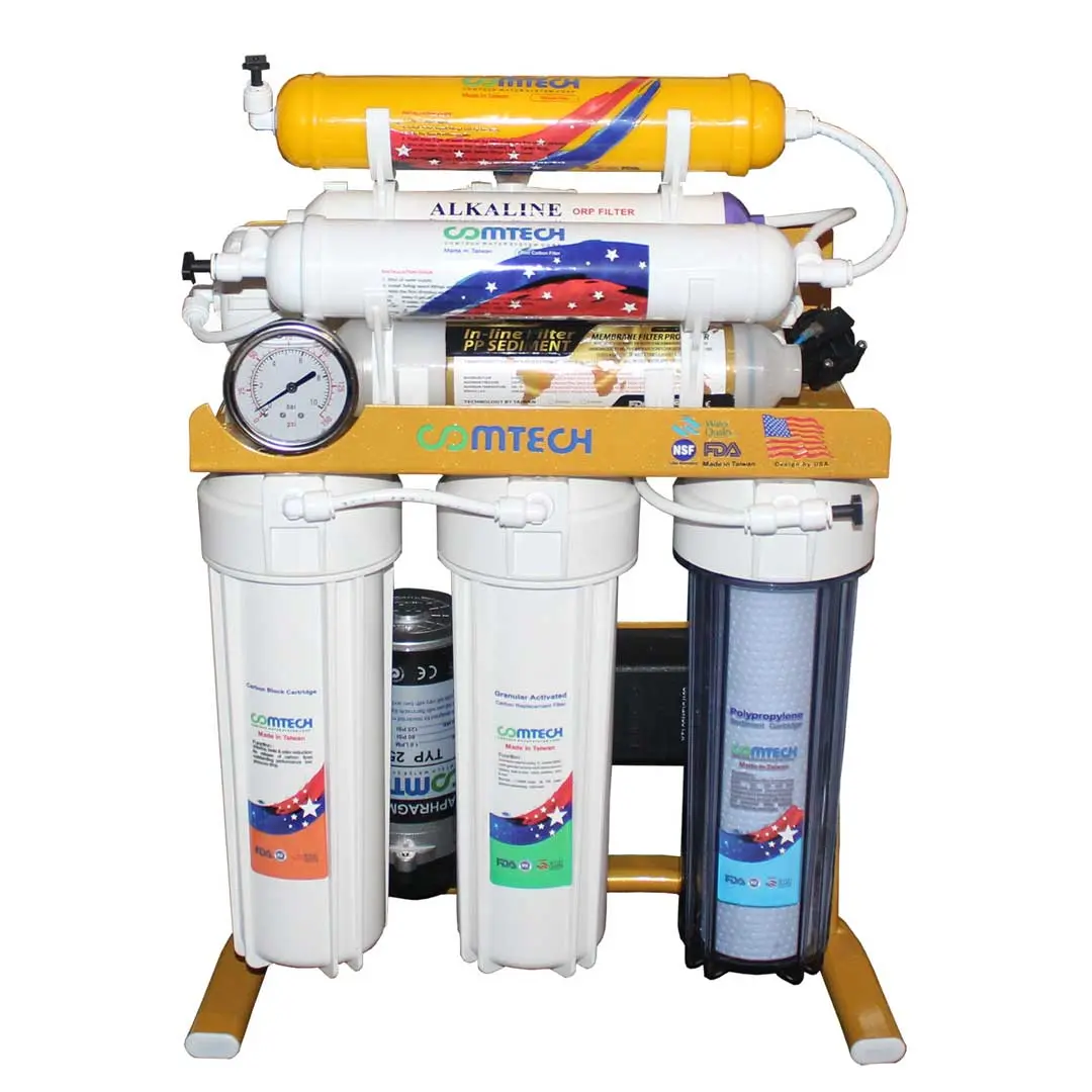 نمای جلویی دستگاه تصفیه آب خانگی کامتک (COMTECH) مدل Pro-8s
