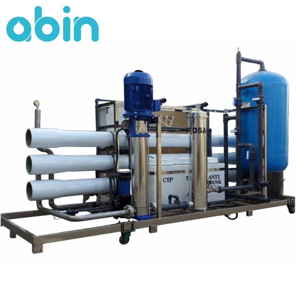 وجه روبرو دستگاه تصفیه آب صنعتی RO با ظرفیت 250 متر مکعب