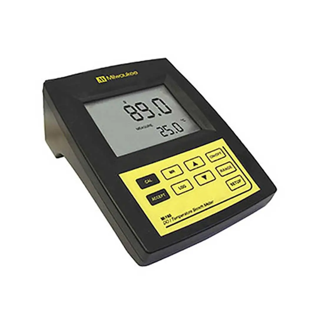 نمای ایزومتریک اکسیژن متر میلواکی (Milwaukee) مدل Mi190 با بدنه مشکی و صفحه کلید زرد