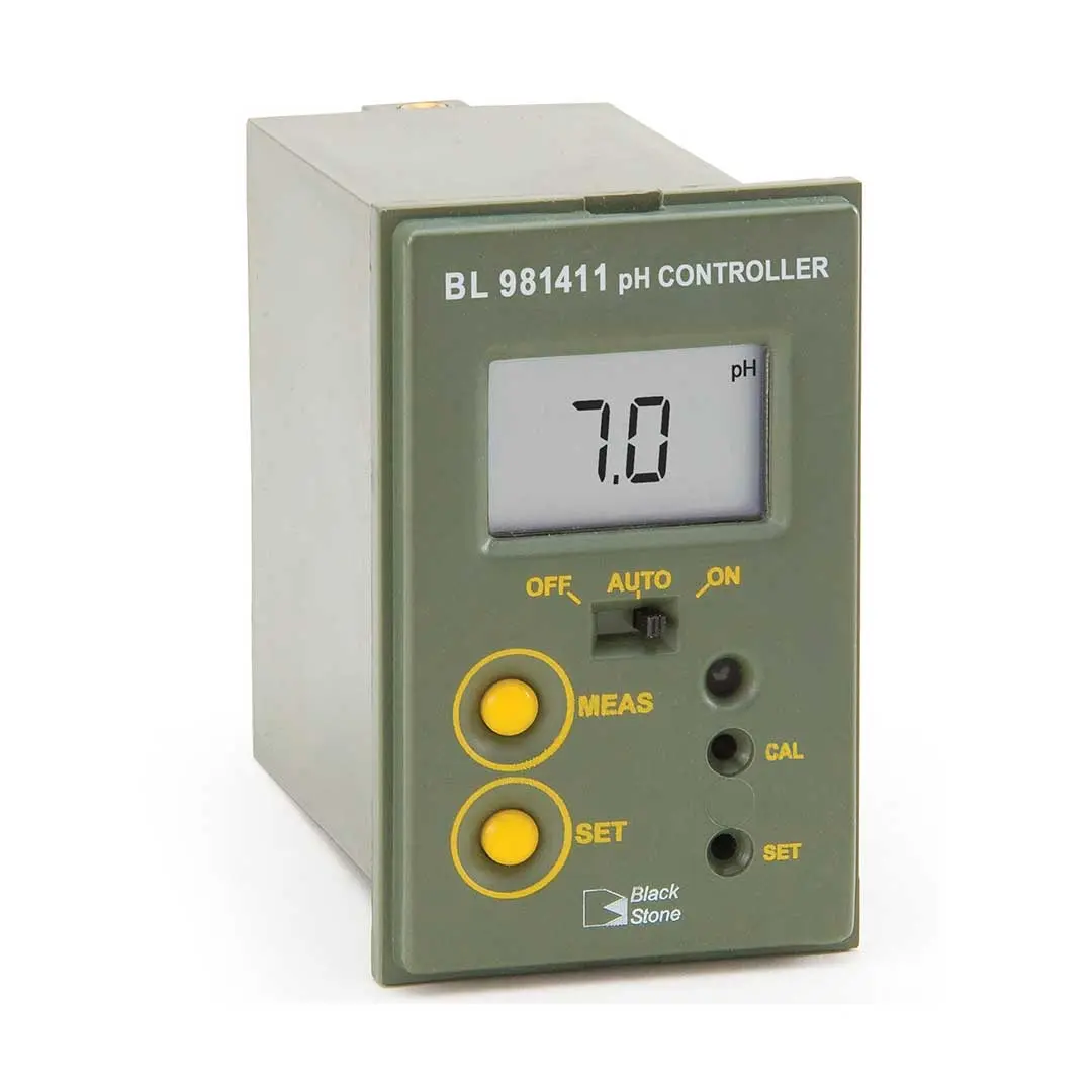 نمای سه بعدی کنترلر آنلاین PH هانا (HANNA) مدل BL981411 سبز