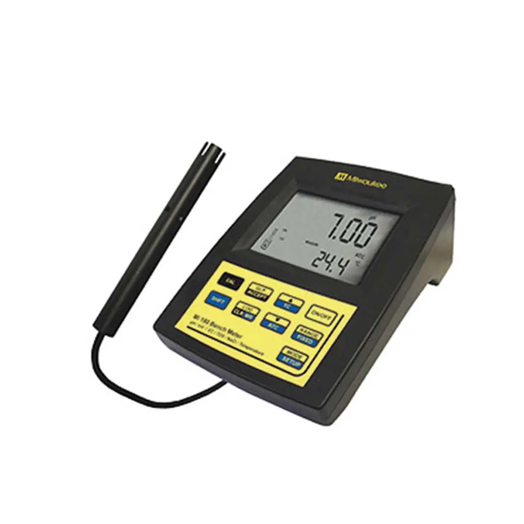 تصویر نمای ایزومتریک مولتی متر رومیزی میلواکی (Milwaukee) مدل Mi180 با صفحه کلید زرد و آبی