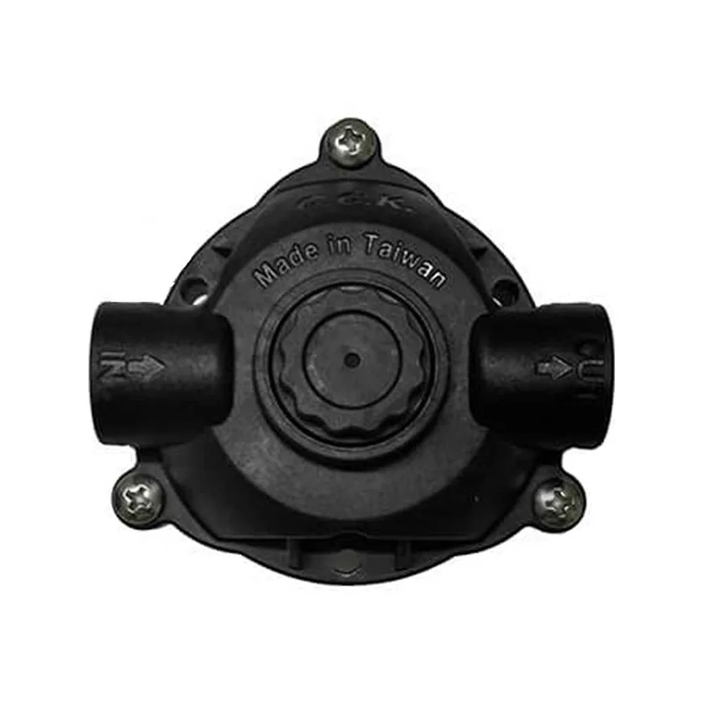 نمای نزدیک هد پمپ قابل تنظیم CCK با نمایش پیچ تنظیم و خروجی