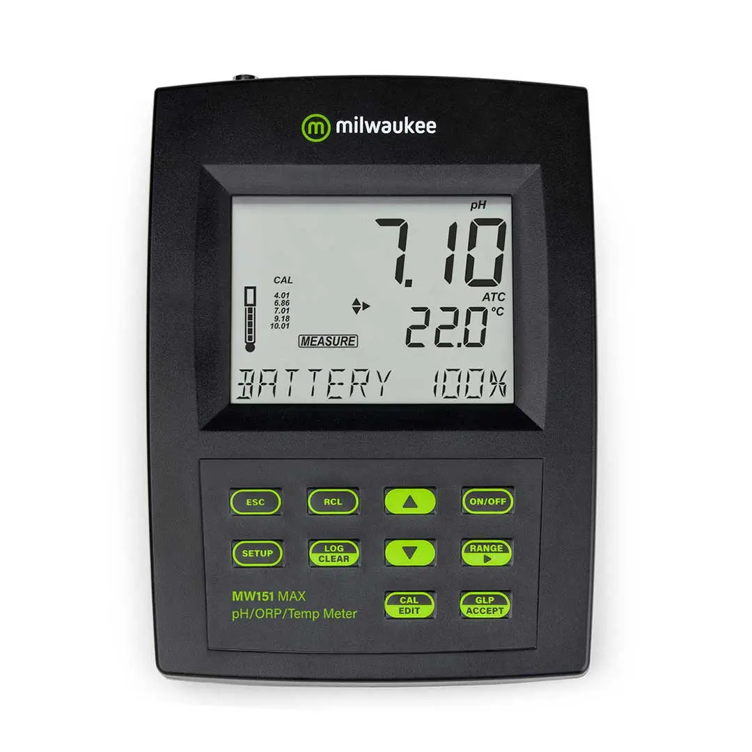 نمای روبرو PH و ORP متر میلواکی (Milwaukee) مدل MW151 MAX با دکمه های فیزیکی سبز