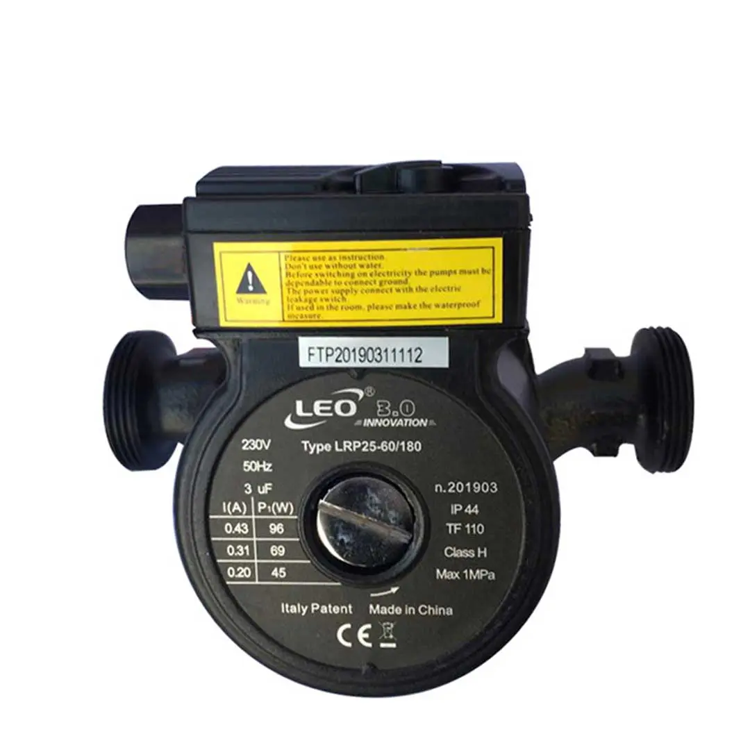 نمای پشت پمپ سیرکولاتور لئو (LEO) مدل LRP25-60/180 بدنه مشکی لیبل زرد