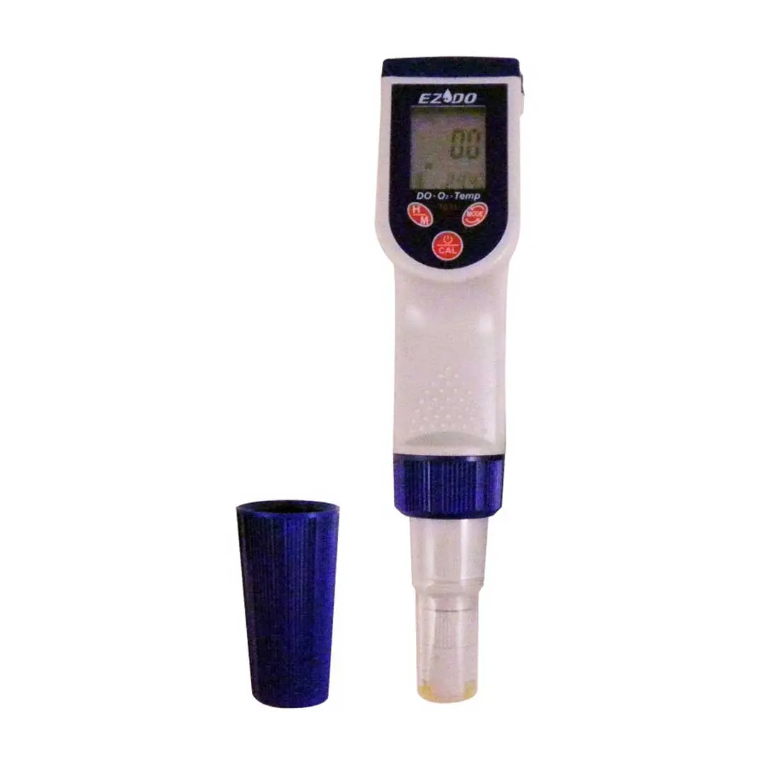 نمای مقابل اکسیژن متر قلمی ازدو (Ezdo) مدل 7031 با درپوش