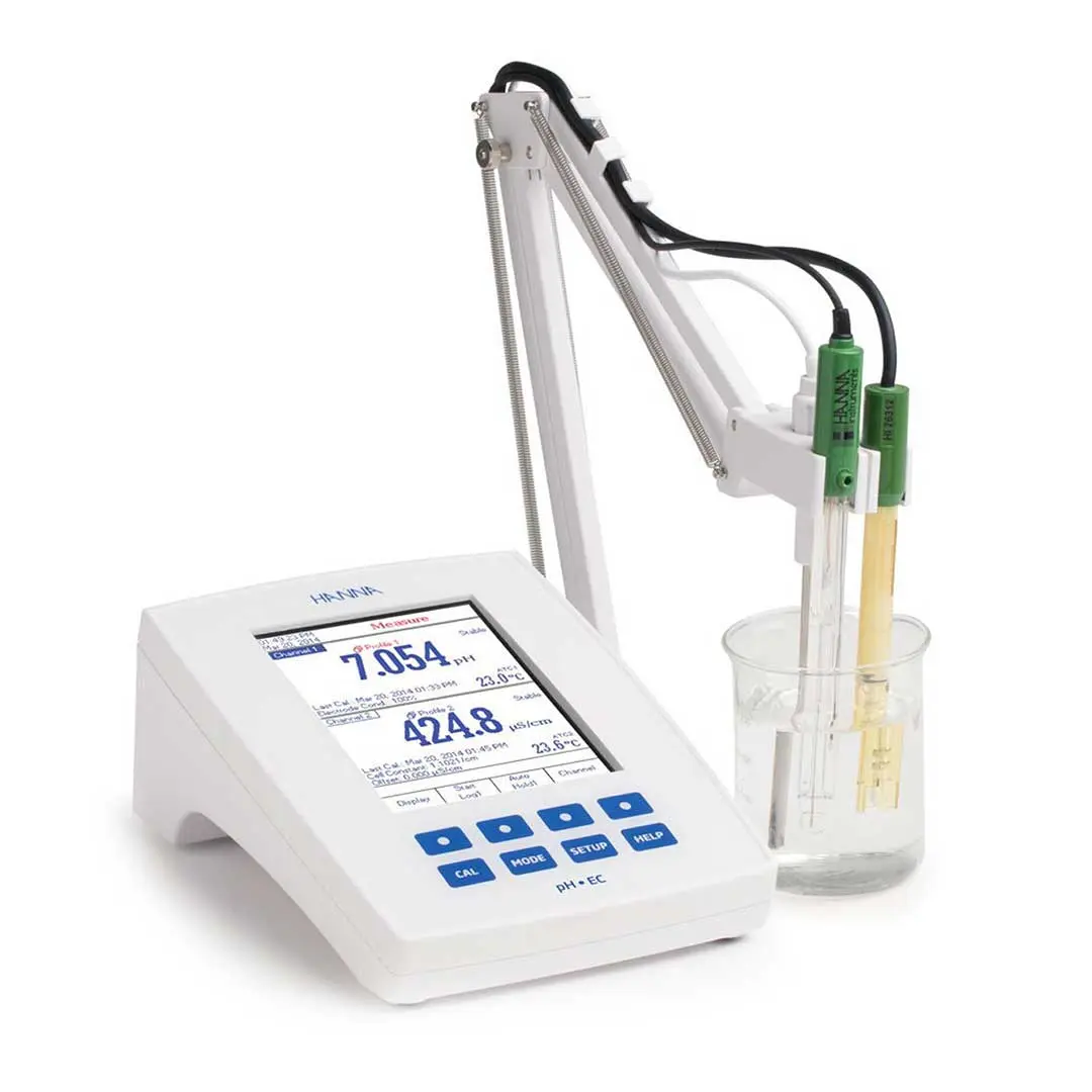 مولتی پارامتر رومیزی هانا (HANNA) مدل HI5521 با الکترود و پراب دما