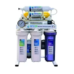 نمای جلویی دستگاه تصفیه آب خانگی زینود (Xinode) مدل AXT-505HB با 7 فیلتر