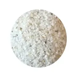 نمای روبه‌رو سیلیس تصفیه آب ممتاز پاسارگاد دانه‌بندی ۱-۲ میلی‌متر در کیسه سفید