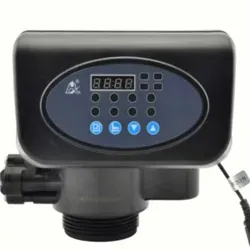 نمای روبروی شیر اتوماتیک رانکسین RUNXIN مدل F63P3 با صفحه نمایش