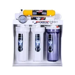 نمای عمودی دستگاه تصفیه آب خانگی 6 مرحله ای فونیکس (Phoenixe) بدنه پلاستیک مقاوم