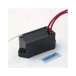 نمای کناری منبع تغذیه و صفحه سرامیکی ازن ژنراتور 100MG/H برند SUNDON مدل BW-TCP100MG