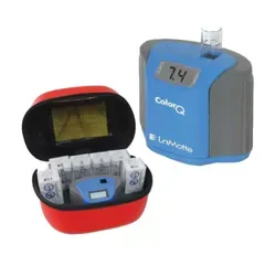 نمای ایستاده کلرسنج دیجیتال لاموت (Lamotte) مدل Color Q2057 با کیت تست دیجیتال