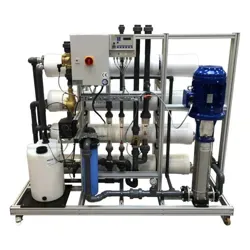 چیدمان دستگاه تصفیه آب دریا| آب شیرین کن دریایی 2 متر مکعب روی سطح صنعتی