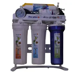 نمای جانبی فیلتر سختی گیر رزینی رخشاب ظرفیت 30 کیلوگرین با بدنه فلزی و شیر کنترلی در بالا