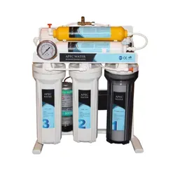 نمای روبرو دستگاه تصفیه آب خانگی اپک واتر (Apec Water) مدل AP 600 با لیبل بلور شده برای حفظ اطلاعات فنی